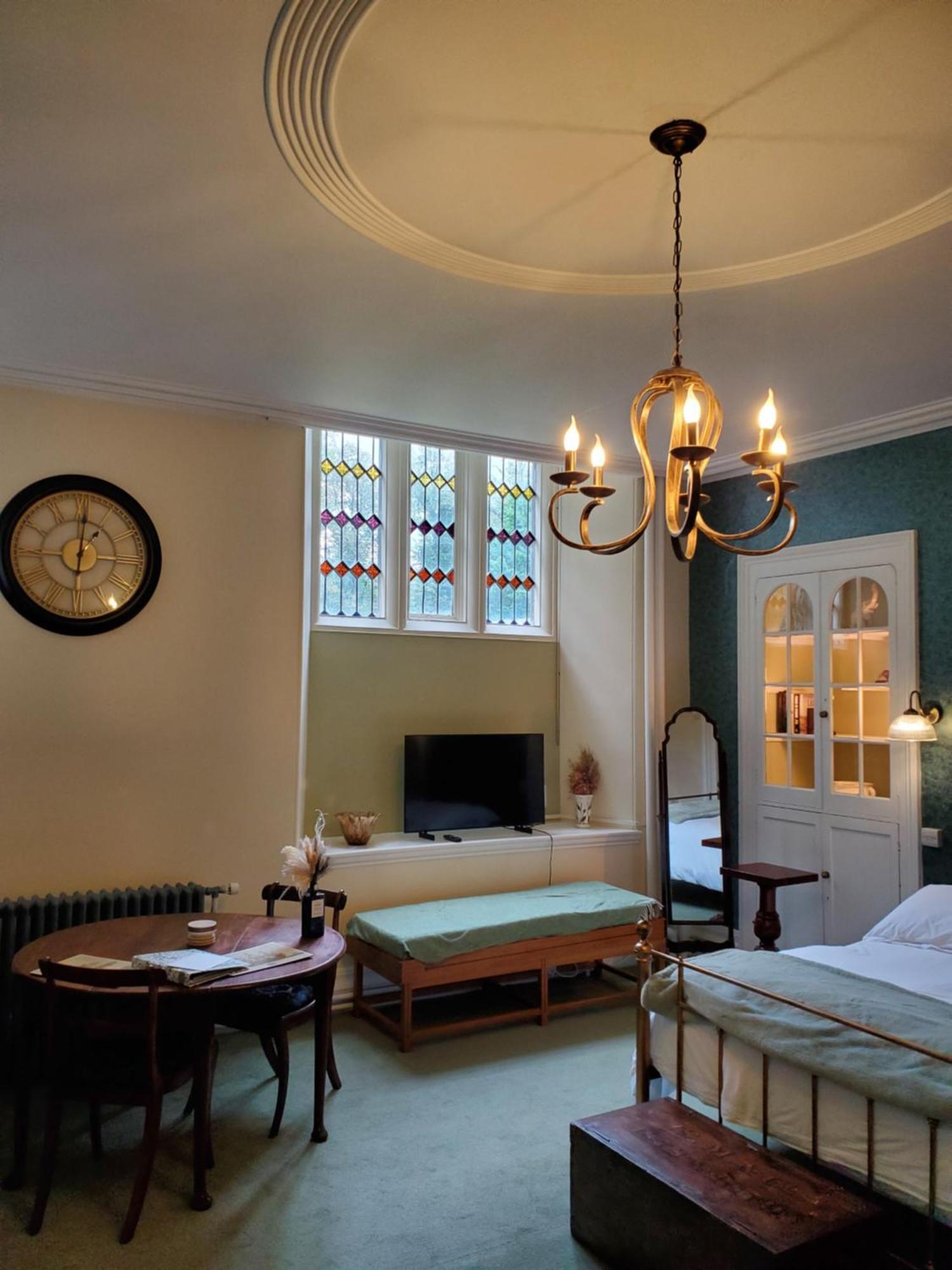 The Hall - Historic Grade I-Listed Jacobean Mansion Bradford-On-Avon Exterior photo